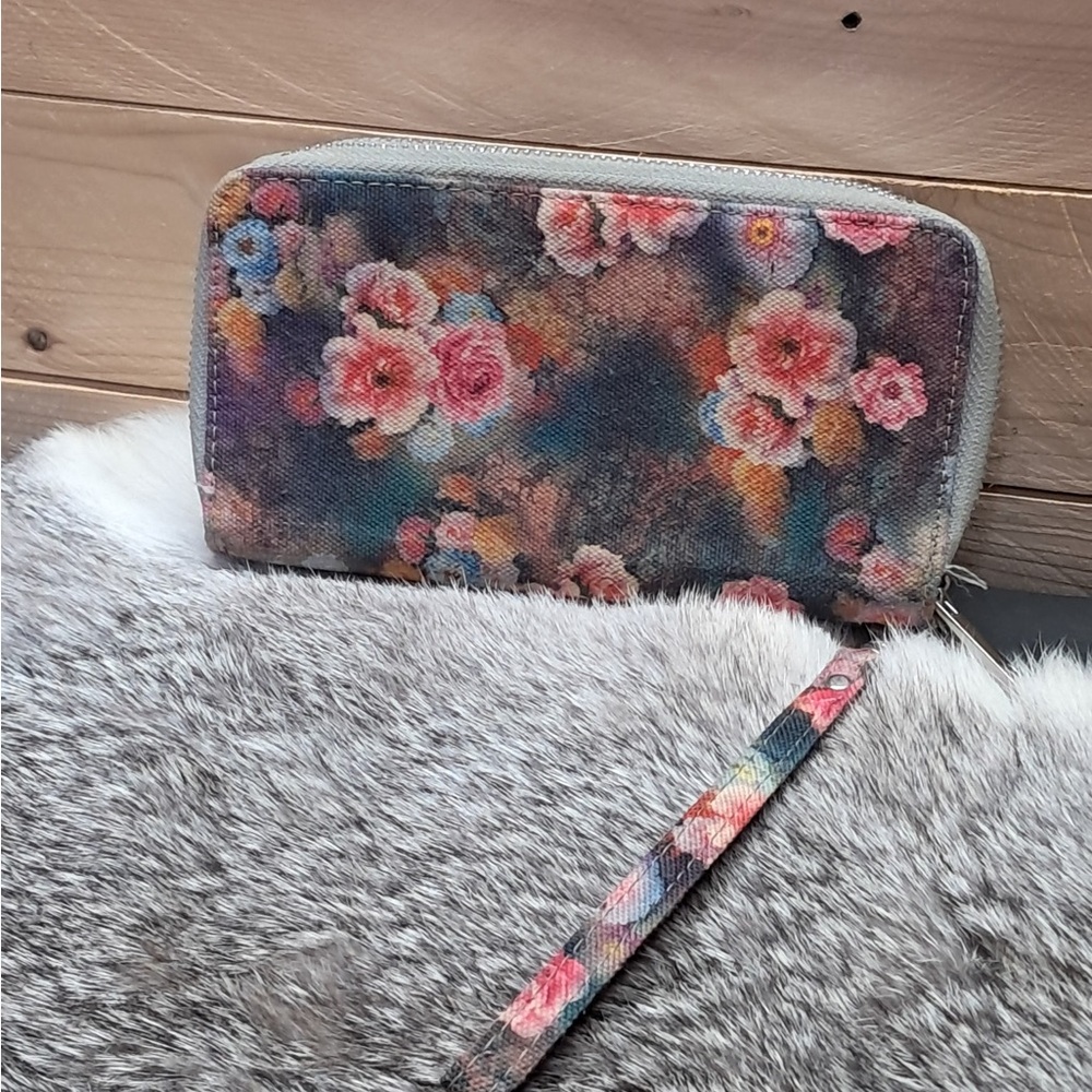 Leather Floral Women's bifold zipper Wallet